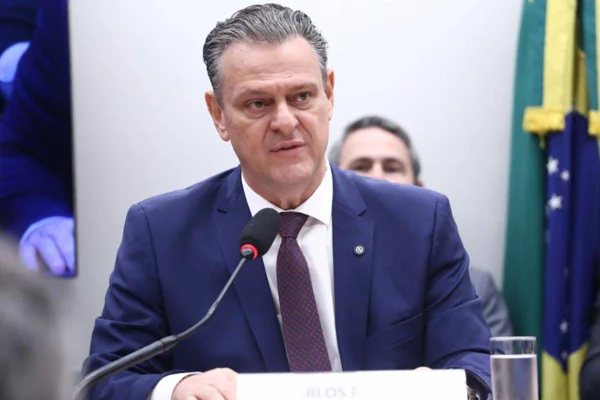 carlos fávaro - Metrópoles