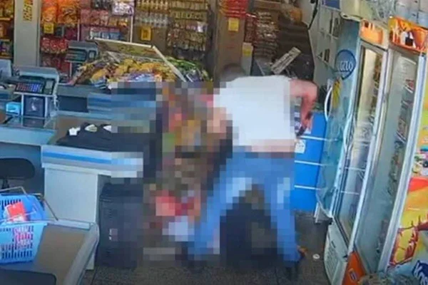 filho mata pai com golpes de facão no paraná