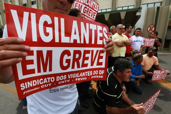Sindicato denuncia substituição de vigilantes por detentos em hospital