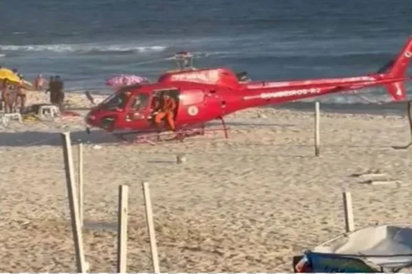 Helicóptero de bombeiros