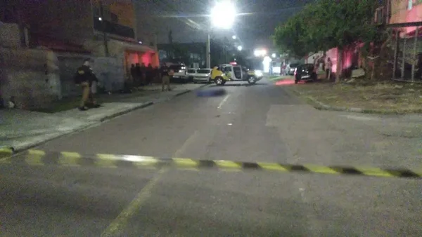 homem morto 30 tiros curitiba