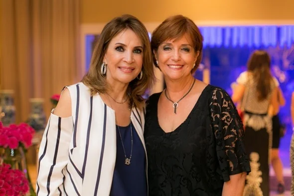 Stella Guerra e Maria Helena Gomide Stella Guerra e Maria Helena Gomide