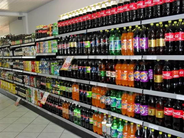 Incêndio em usina PET pode desabastecer mercado de água e refrigerante