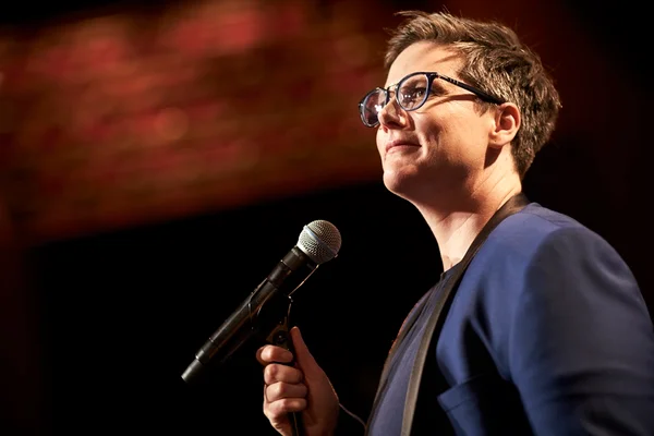 Nanette, de Hannah Gadsby: o stand-up em tempos de #MeToo