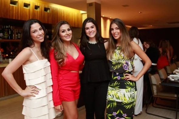 Beatriz Venâncio, Yasmin Costa, Anna Luiza Costa, Anna Carolina Pessoa e Beatriz Bettiol Beatriz Venâncio, Yasmin Costa, Anna Luiza Costa, Anna Carolina Pessoa e Beatriz Bettiol
