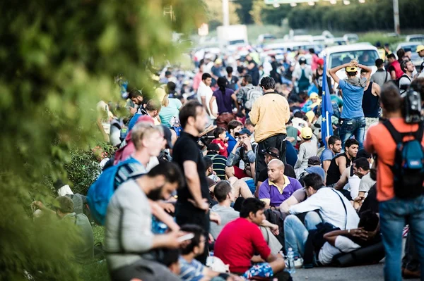 Turquia e UE fazem acordo para transferir refugiados a Grécia
