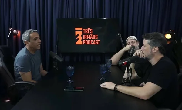 Gayer no 3 irmãos