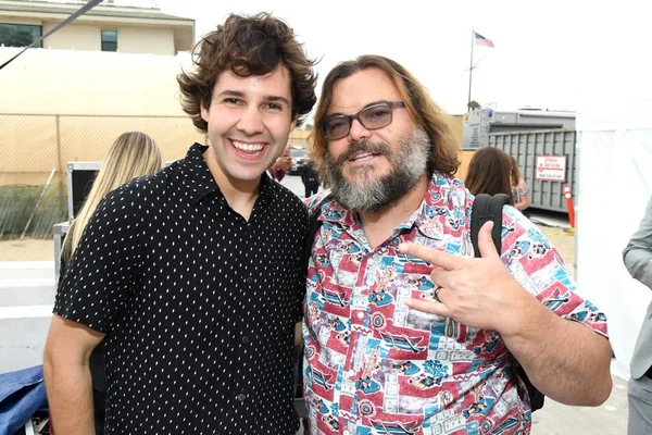 Confira 8 celebridades mainstream que foram para o YouTube