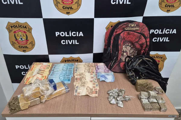 “Na ativa”: Traficante que anunciava droga nas redes é preso na Feira do Rolo