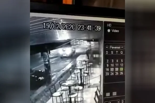 Vídeo mostra momento em que morador de rua é morto a tiros no DF
