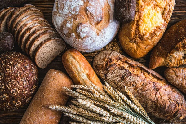 Menopausa: nutri revela o pão ideal para mulheres com mais de 50 anos