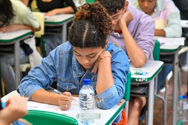 O Provão Paulista Seriado garante o acesso direto às principais universidades e faculdades públicas do estado. Saiba tudo sobre a avaliação - Metrópoles