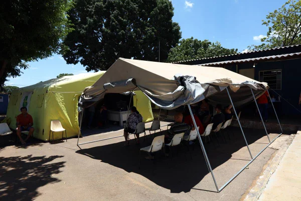 Portaria do GDF vai convocar 600 jovens para trabalhar contra dengue