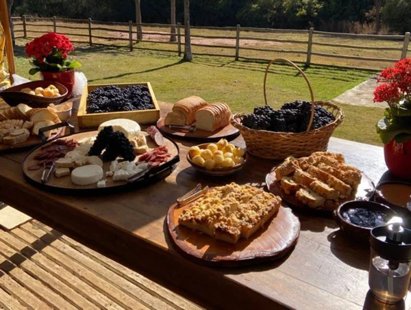 Fazenda Ercoara: comida sensacional em paisagem maravilhosa
