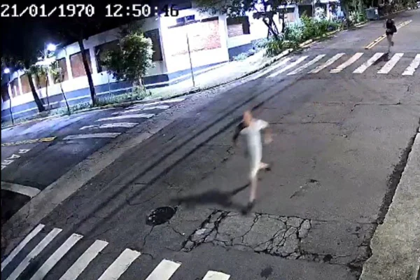 A mulher trans foi encontrada baleada durante a madrugada de segunda-feira (2/2), o policial civil foi preso e o DHPP e investiga o crime - Metrópoles
