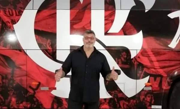 Alexandre Frota terá gabinete envelopado com fotos do Flamengo
