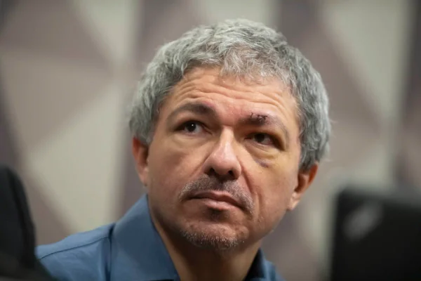 Moraes mantém prisão de um dos réus por bomba em aeroporto