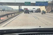 Viatura escolta carga em rodovia de SP
