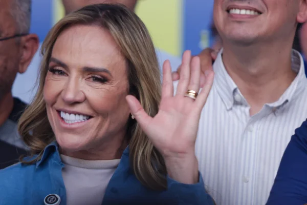 Celina sobre Lula: “Se for para pedir ajuda, pela cidade, pedirei”