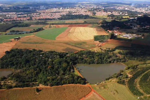 conjunto de terras da Fazenda Santa Elisa