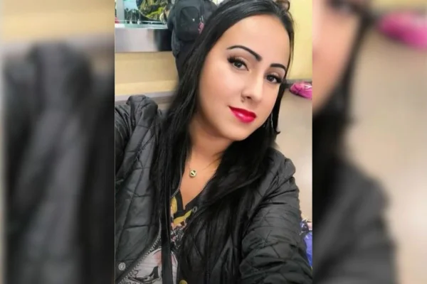 Roberta Veloso, irmã da serial killer de Guarulhos Ana Paula Veloso, também foi indiciada por 4 mortes - Metrópoles