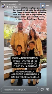 O jogador de futebol argentino Lucas Trejo ao lado da família