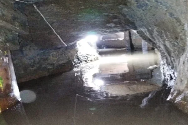 Imagem colorida, escavação do túnel feito por presidiários do Comando Vermelho