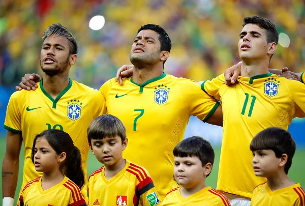 Imagem colorida de Neymar, Hulk e Oscar - Metrópoles
