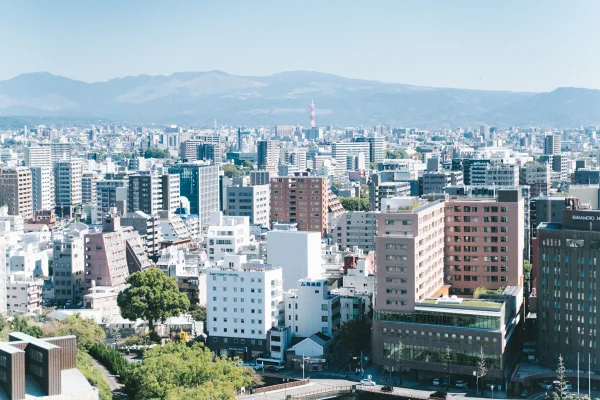 Imagem colorida de cidade Kumamoto