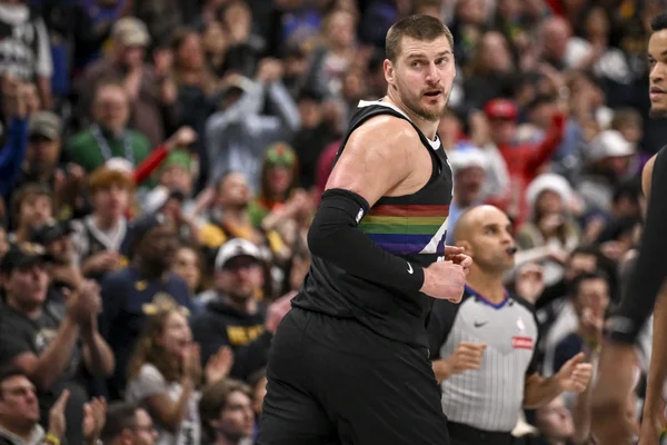 Jokic quebra recordes em rodada de Natal da NBA. Confira