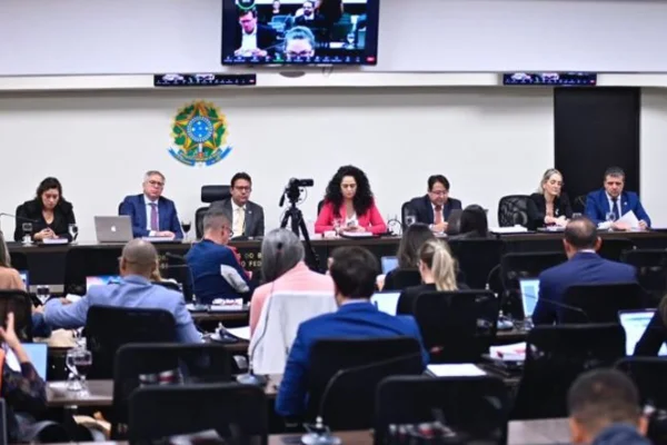 Saúde: Conselho da OAB-DF aprova ação civil pública e outras medidas
