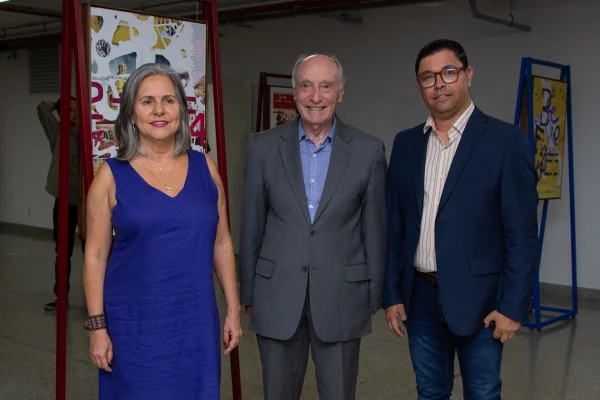 Isabel de Paula, coordenadora de Cultura da Unesco; Fernando Brites, presidente do Instituto ACDF e da ACDF; e Marcos Moreira, presidente da Adegraf