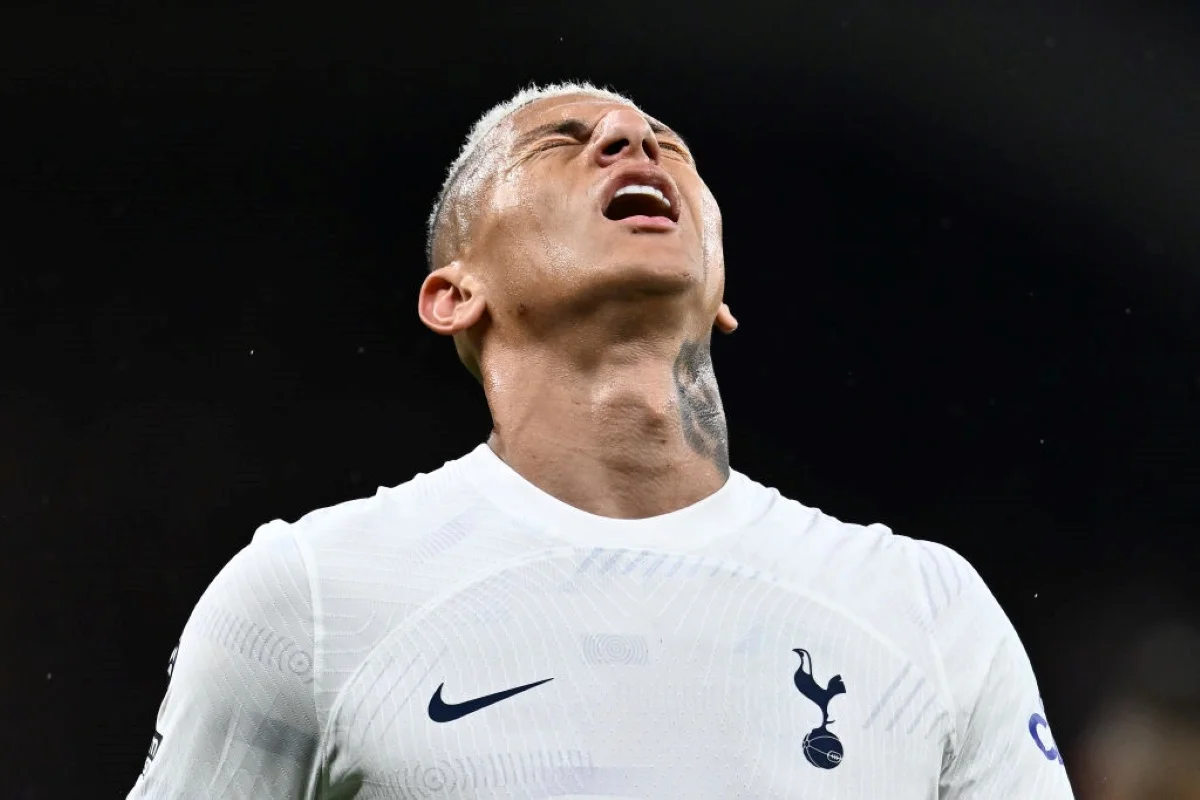 Tottenham não inscreve Richarlison para a disputa da Premier League