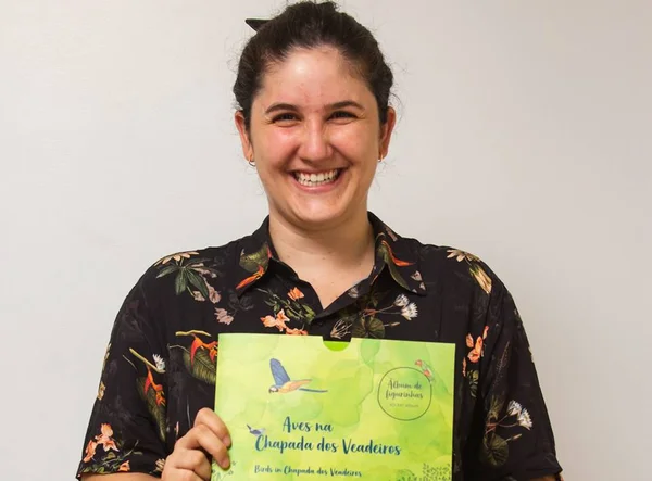 Designer lança álbum de figurinhas sobre aves da Chapada dos Veadeiros