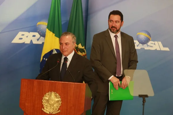 Governo libera R$ 12,8 bi do Orçamento para semana que vem