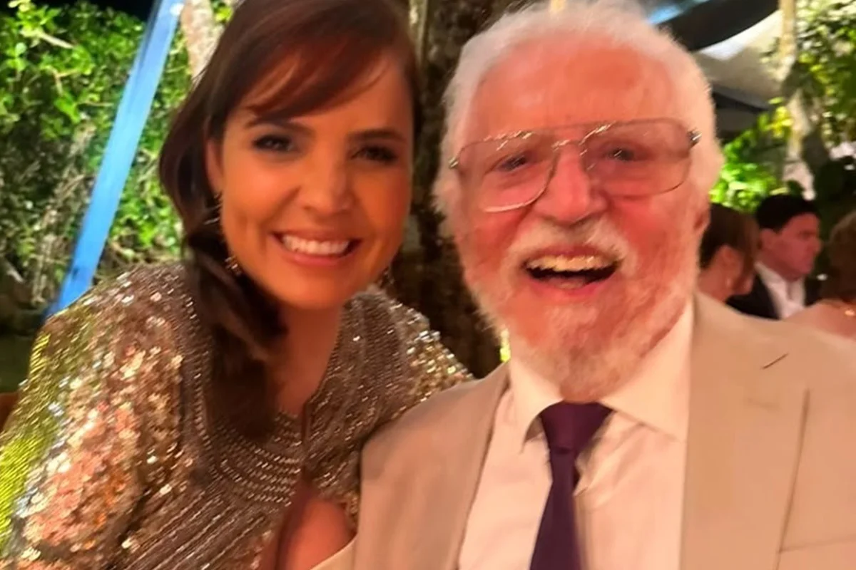 Carlos Alberto de Nóbrega e Renata celebram parceria e falam de amor Carlos Alberto de Nóbrega e Renata celebram parceria e falam de amor