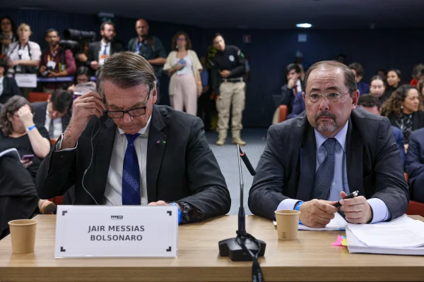 Primeira Turma 1 do Supremo Tribunal Federal STF comecou a interrogar os reus do nucleo 1 por participacao na suposta trama golpista jair bolsonaro mauro cid ramagem - Metrópoles