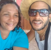 Rafael ao lado da mãe, Andréia Sanromã Rafael ao lado da mãe, Andréia Sanromã