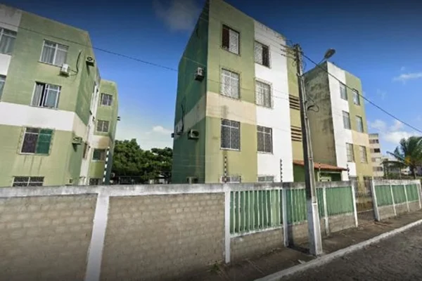 Homem mata esposa e filhos esfaqueados e depois comete suicídio