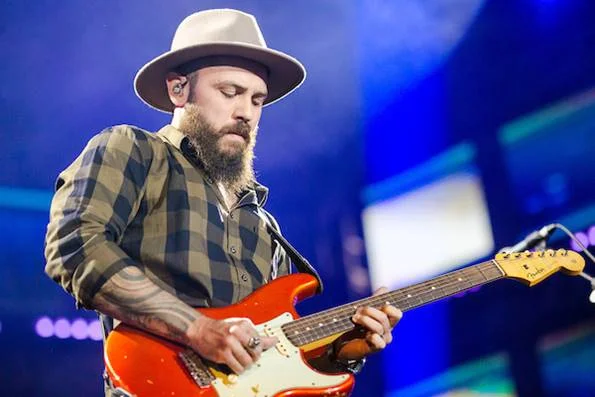 Jorge e Mateus emocionam em show que celebra 11 anos de carreira - imagem 4 Jorge e Mateus emocionam em show que celebra 11 anos de carreira - imagem 4