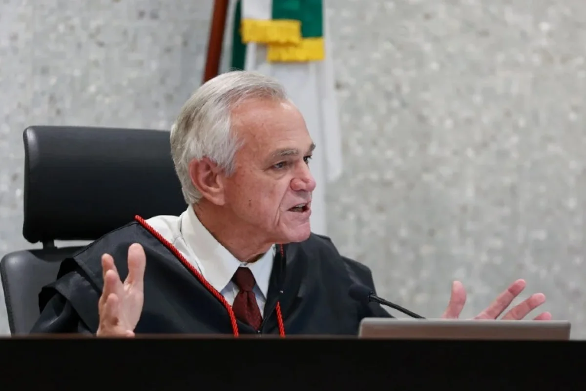 Presidente do TRE-DF faz apelo para que idosos e jovens votem: “Democracia”