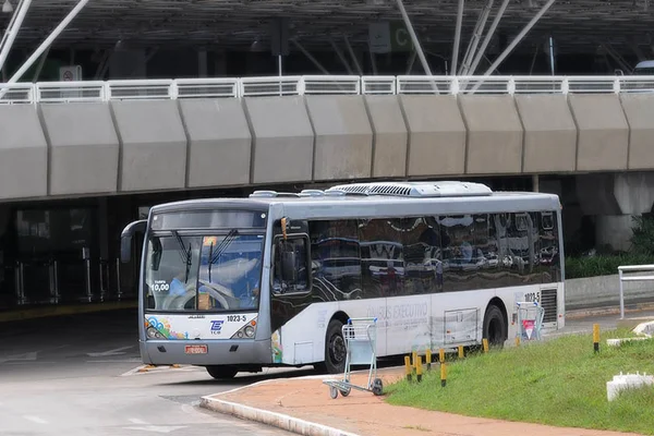 Contratos sem licitação da TCB na gestão Rollemberg somam R$ 1,8 mi