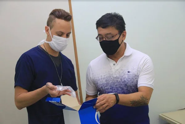 Saúde fiscaliza entrega de 145 mil testes da Covid-19 da União para o DF