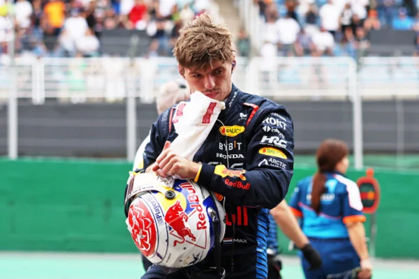 Imagem coloriada de Max Verstappen no GP de São Paulo - Metrópoles