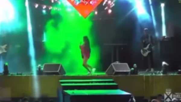 Show Danieze Santiago (PB)