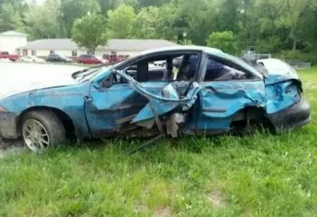 O carro de Paul ficou destruído