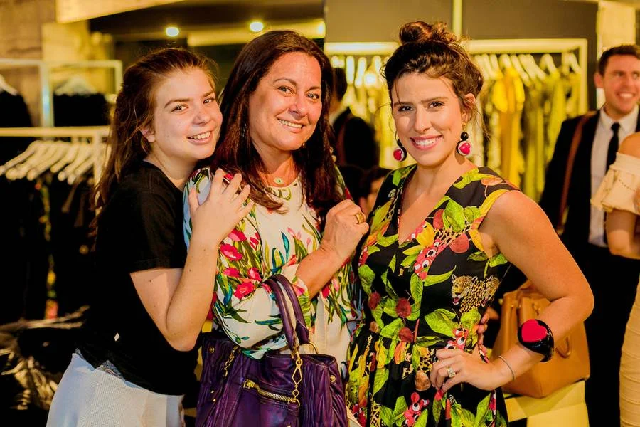 Luiza Bittar, Claudia Peralta e Nathalia Abi-Ackel Luiza Bittar, Claudia Peralta e Nathalia Abi-Ackel