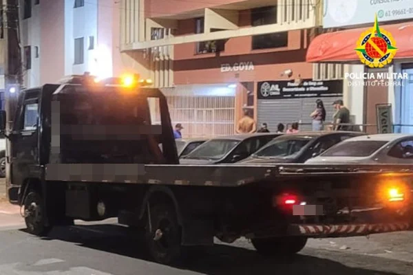 Homem usa guincho para tentar furtar carro e acaba preso no DF