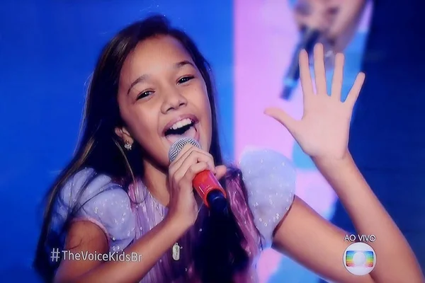 Brasiliense Nicole Luz deixa a competição do The Voice Kids