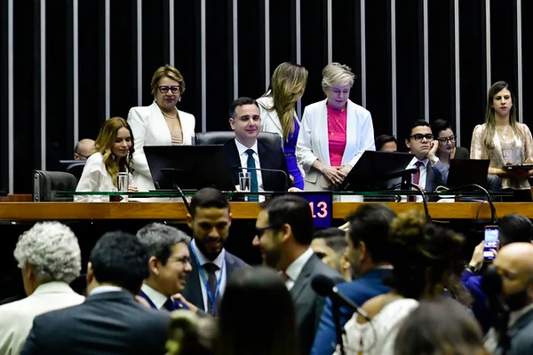 sessão conjunta do congresso no plenário da câmara